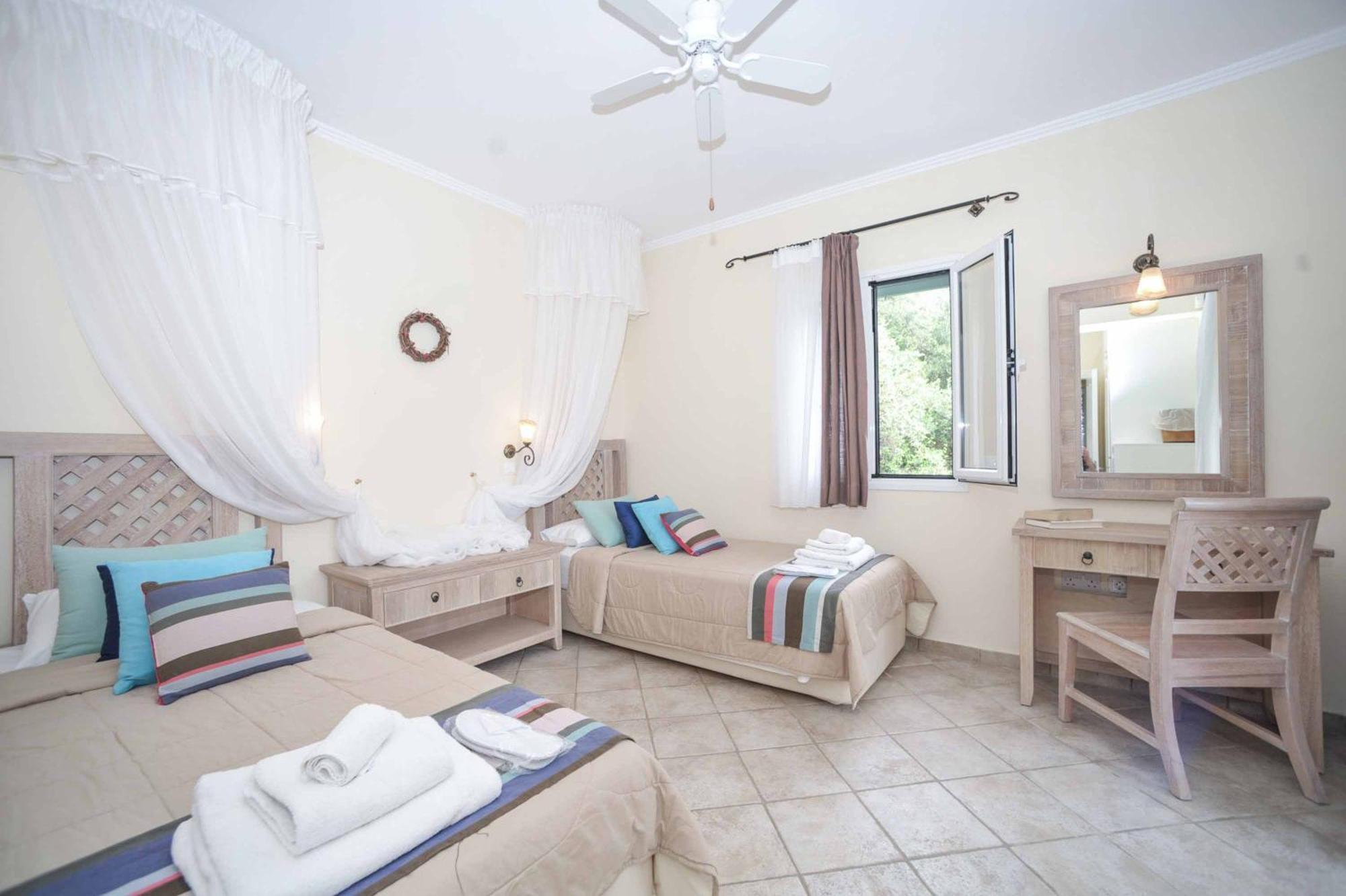 Villa Karydia Yaliskari Bay Kalami  Exterior photo